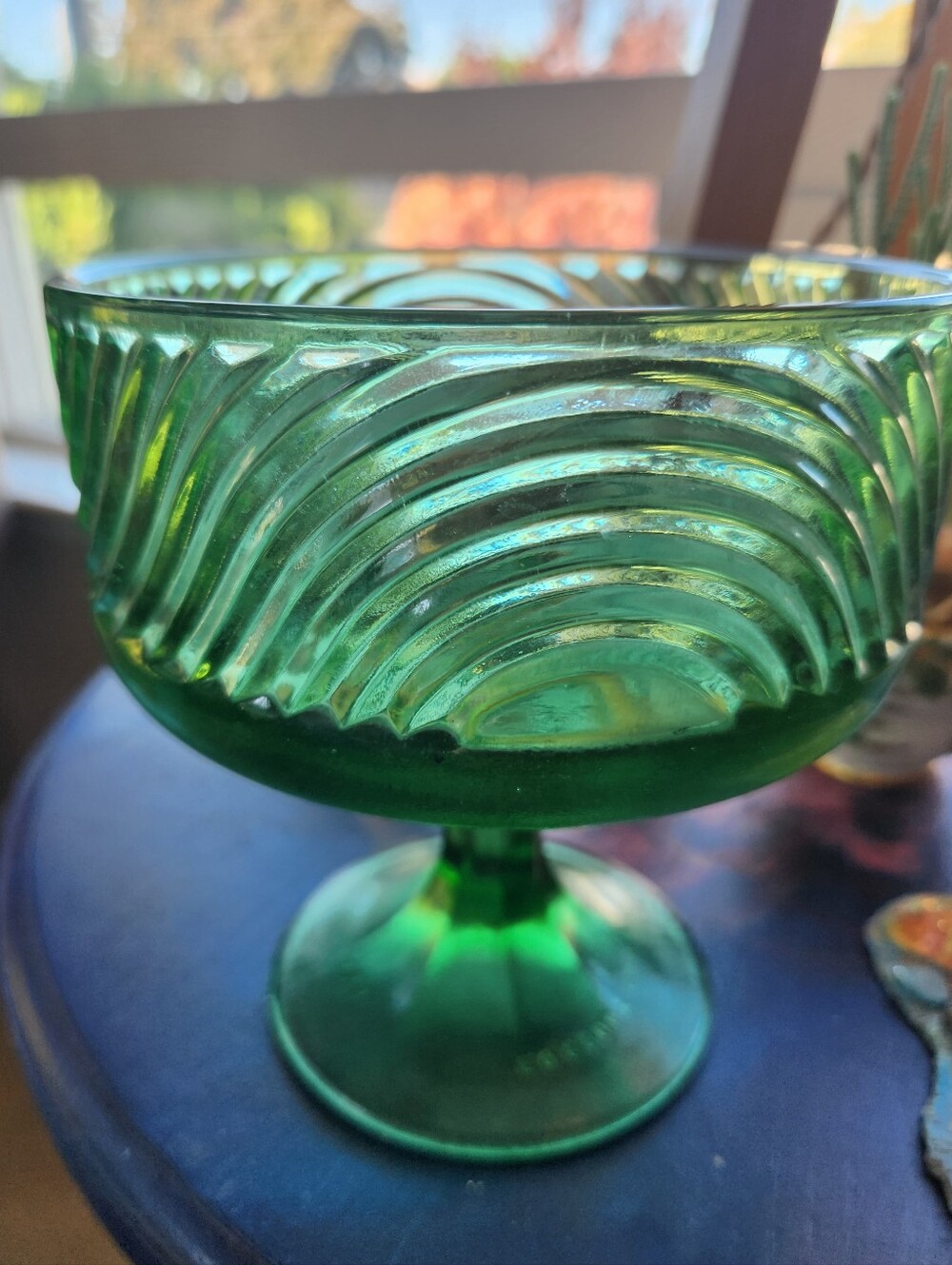 50s E.O. Brody Co. Green Glass Pedestal Wavy DECOR USA Compote Candy Dish Bowl